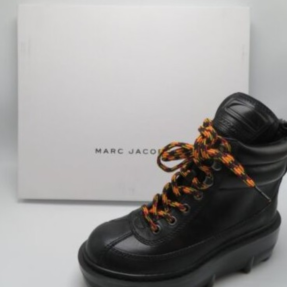 MARC JACOBS Women's Shay Leather Wedge Hiking Boot - Picture 8 of 8